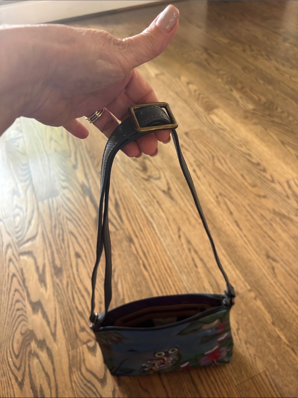 Anuschka Hand-Painted
Crossbody Bag - Picture 11 of 13